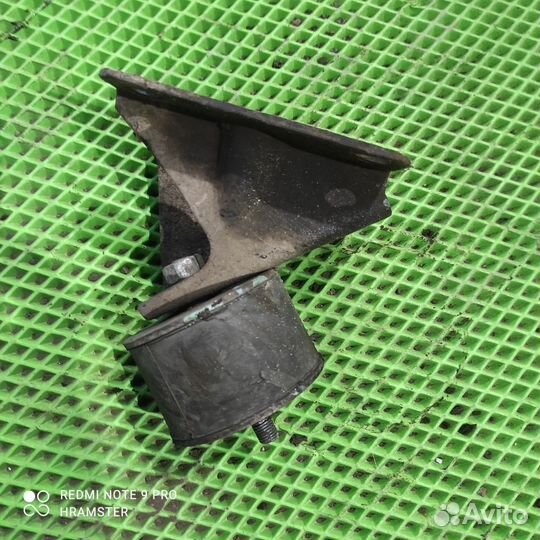 Кронштейн двигателяваз (LADA)