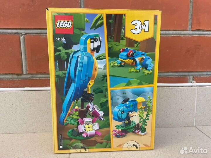 Новый Lego Creator 31136 Попугай