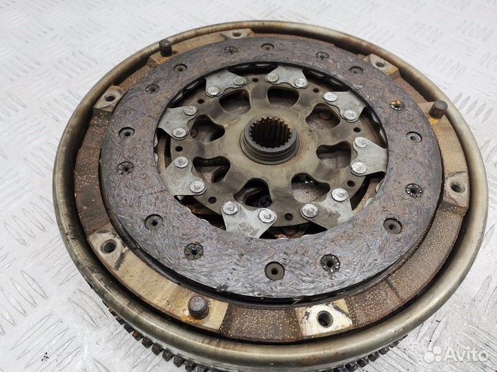 Маховик для BMW 3-Series (E90/E91/E92/E93)