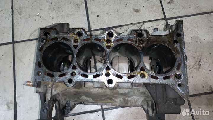 Блок двигателя Daewoo Gentra B15D2 1.5