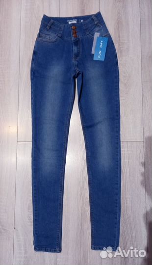Джинсы новые FunDay р.25
