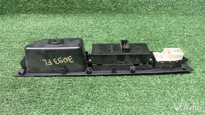 Блок управления стеклами Ssangyong Actyon Левый Передний