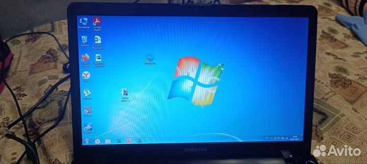 Ноутбук samsung np300e5c