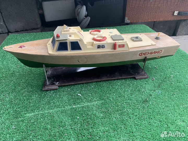 Модель катера