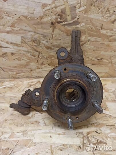 Кулак поворотный правый Kia Ceed ED