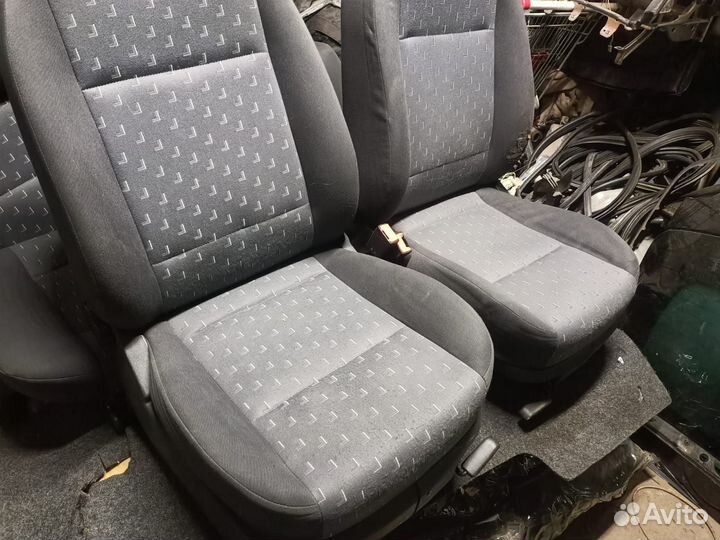 Octavia skoda tour сиденья