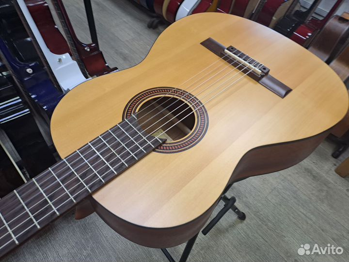 Гитара классическая Парма массив ель
