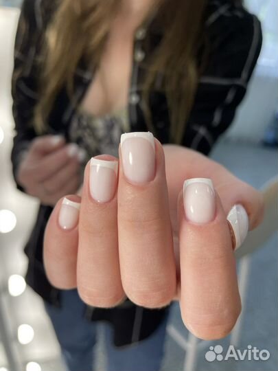 Маникюр, педикюр