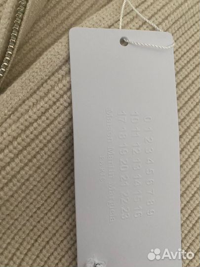 Кофта Maison Margiela old money