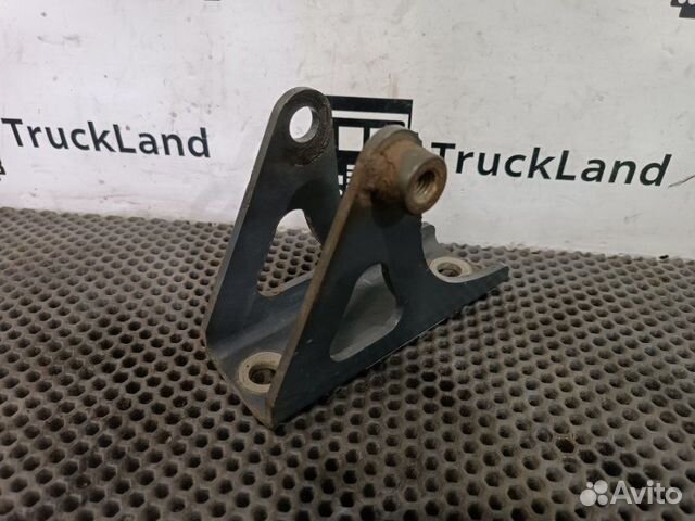 Кронштейн амортизатора кабины передний левый Daf