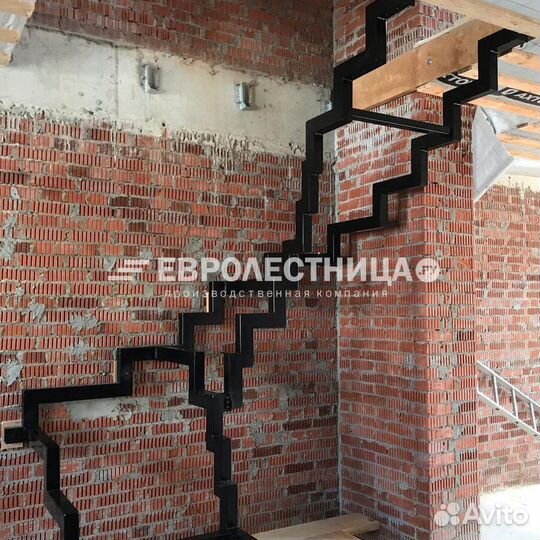 Лестница на металле