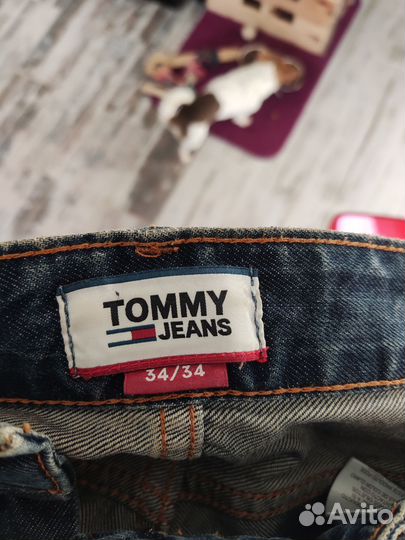 Джинсы Tommy Hilfiger