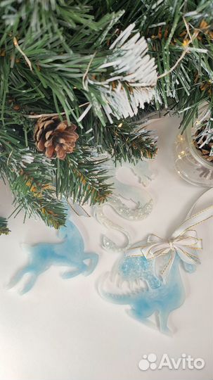 Новогодние игрушки из эпоксидной смолы