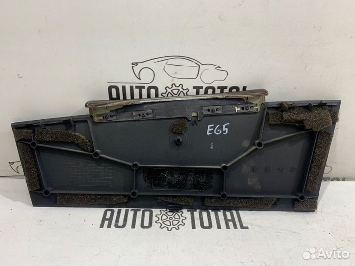 Накладка торпедо Bmw 745 E65 N62B44 2004