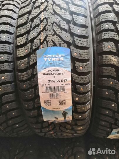 Nokian Tyres Hakkapeliitta 9 215/55 R17 98T