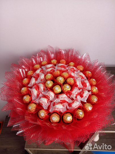 Букеты из конфет Рафаэлло
