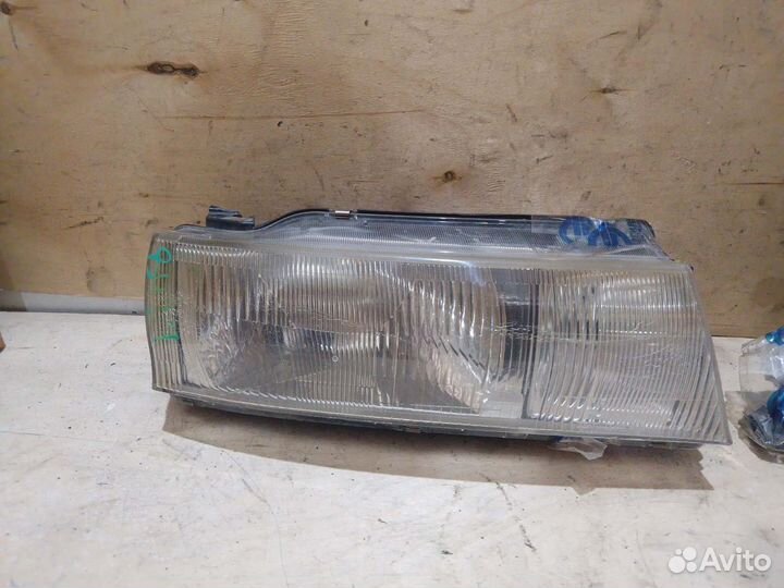 Фары комплект Toyota Chaser GX90 1992-1996