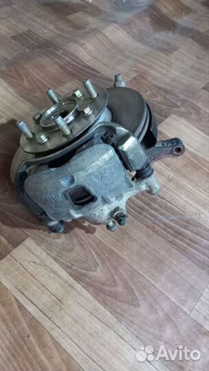 Ступица передняя от Хундай аксент 1995г