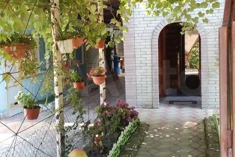 Комната 15 м² в 9-к., 2/2 эт.