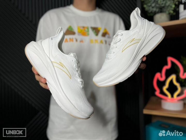 Кроссовки Оригинал Anta Air Walker Gold/White