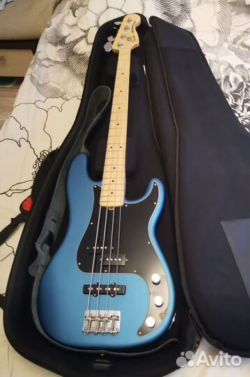 Бас гитара fender american precision