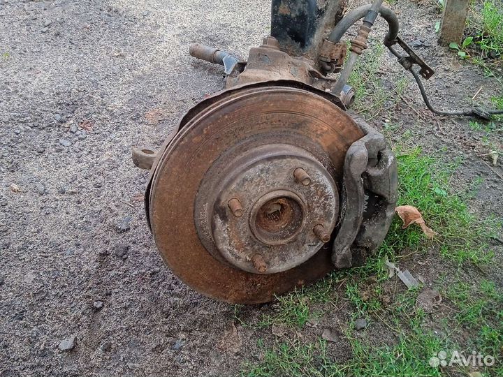 Ступеца nissan