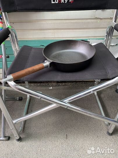 Чугунная сковорода