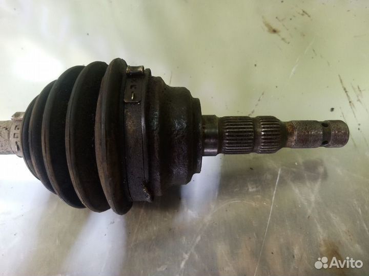 Ось привод шрус передний левый Opel Astra G