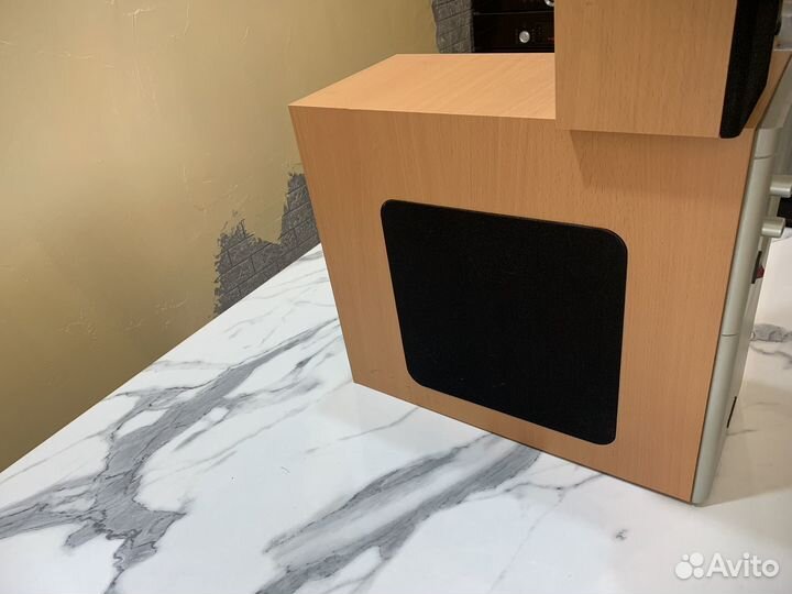 Акустические колонки большие