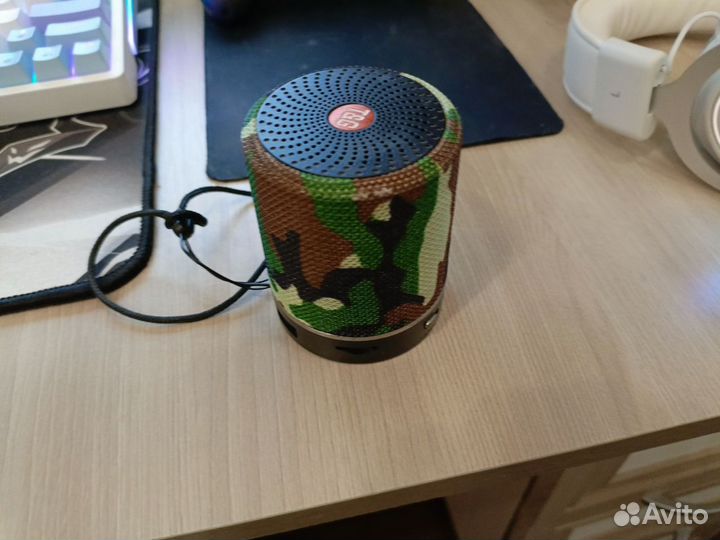 Музыкальная колонка с блютузом