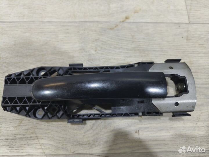 Ручка двери передняя правая Volkswagen Polo Sed