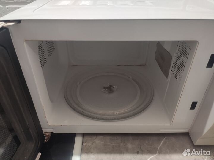 Микроволновка на запчасти