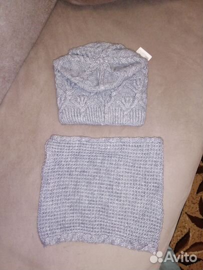 Женская шапка и снуд