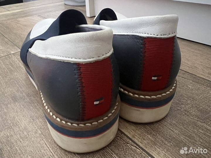 Лоферы tommy hilfiger 39