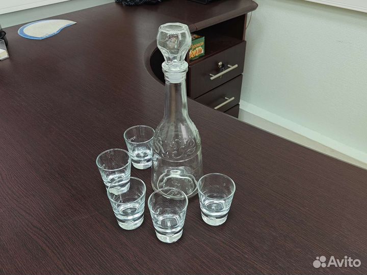 Графины и стопки