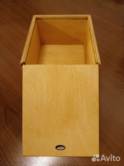 Коробка подарочная из дерева