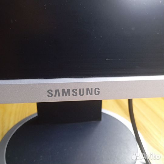Монитор Samsung 20 и View Sonic 17