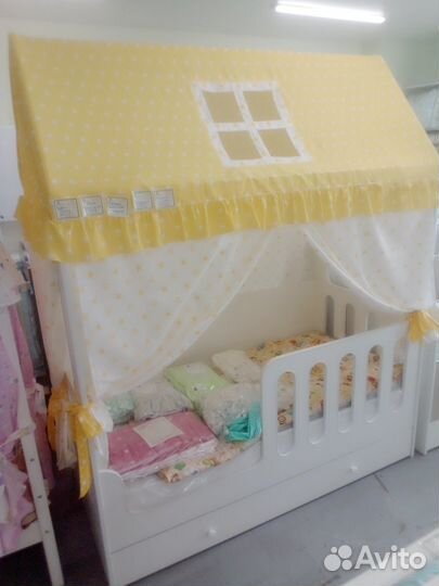 Кроватка детская домик 1600-800