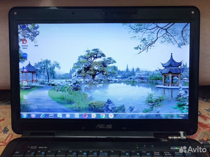 Ноутбук asus