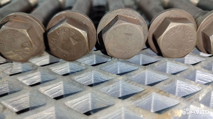 Комплект болтов маховика для Sinotruk Sitrak C7H