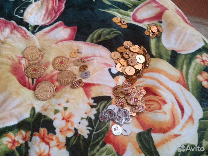 Значки СССР