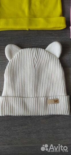 Одежда шапки для девочки