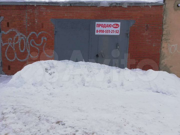 Гараж, > 30 м²