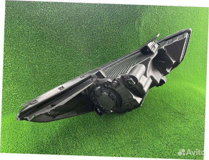 Фара левая Solaris 2