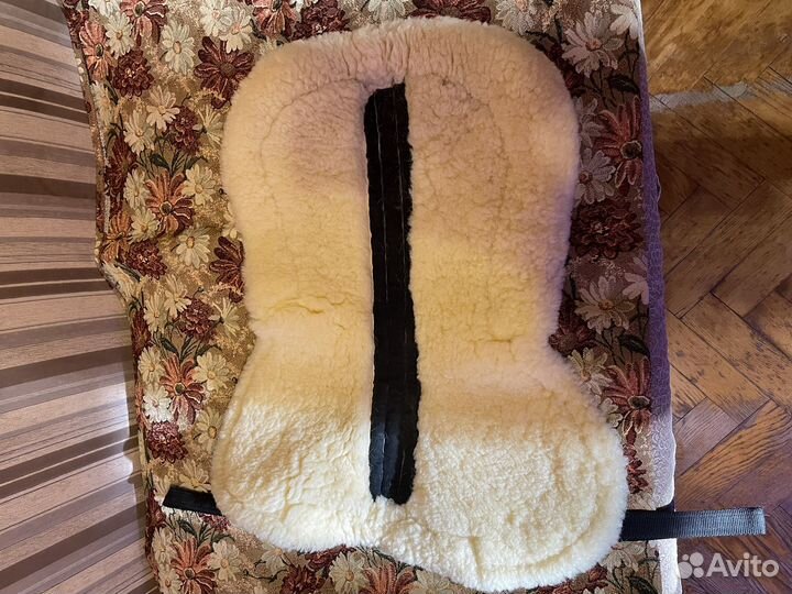 Меховушка из овчины под седло Waldhausen