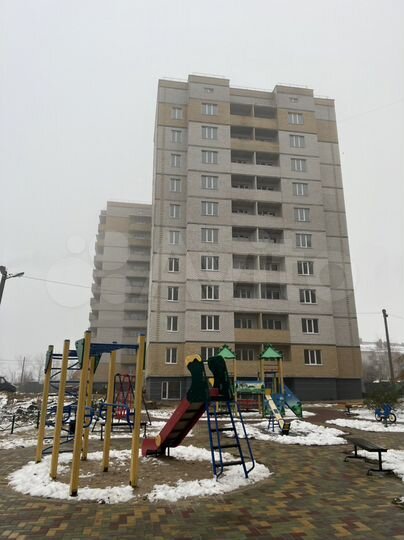 3-к. квартира, 89 м², 4/10 эт.
