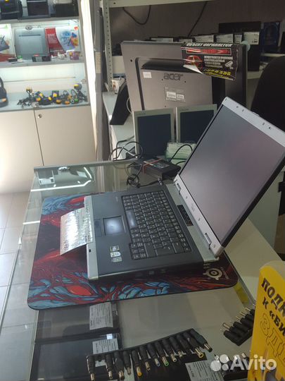 Шустрый ноутбук Fujitsu Siemens для работы