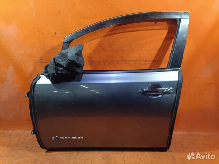 Дверь Nissan Leaf AZE0 (Переднее Левое)