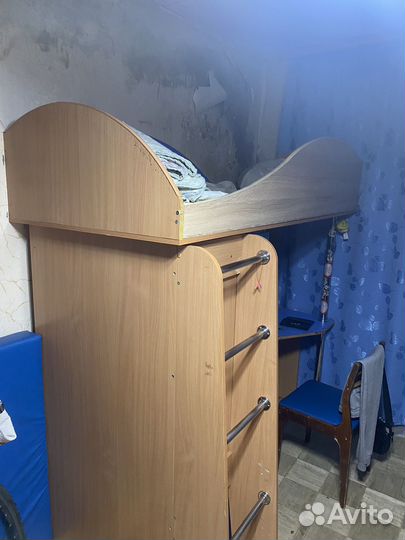 Кровать чердак