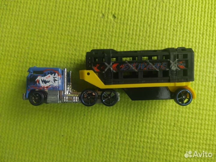 Машинки хот вилс